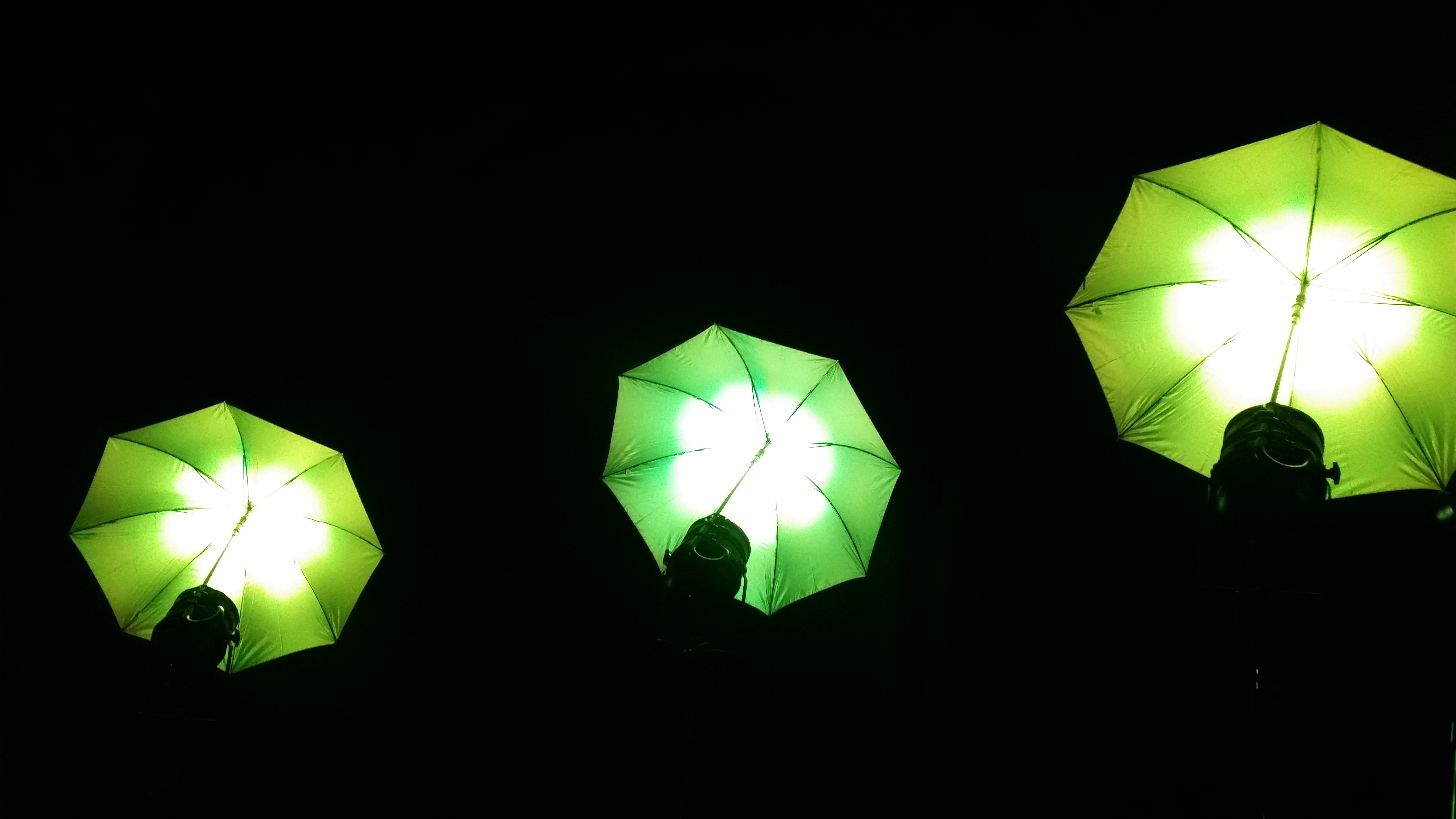 Neue LED Schirme als Designelemente 8