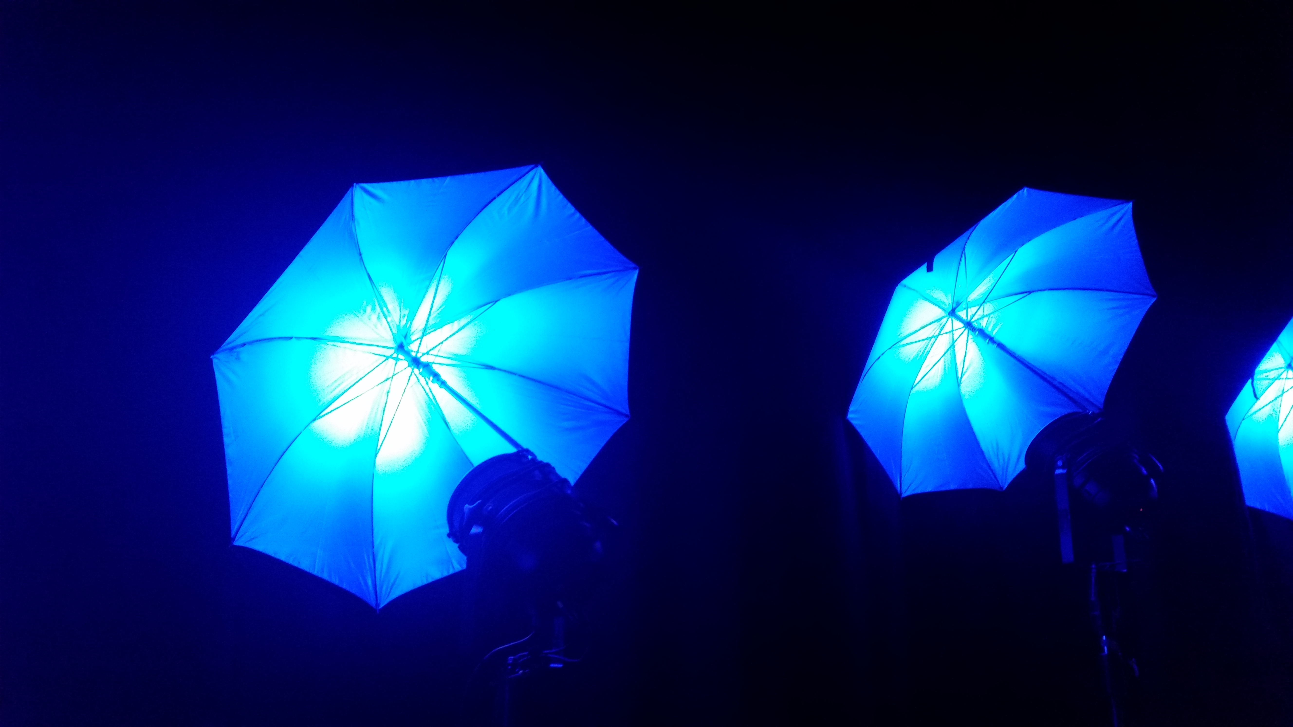 Neue LED Schirme als Designelemente 4